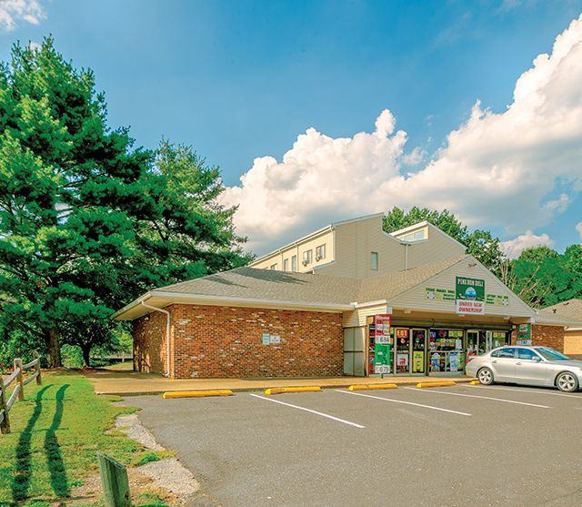 Lakeview Apartments - Photo 2 of 23