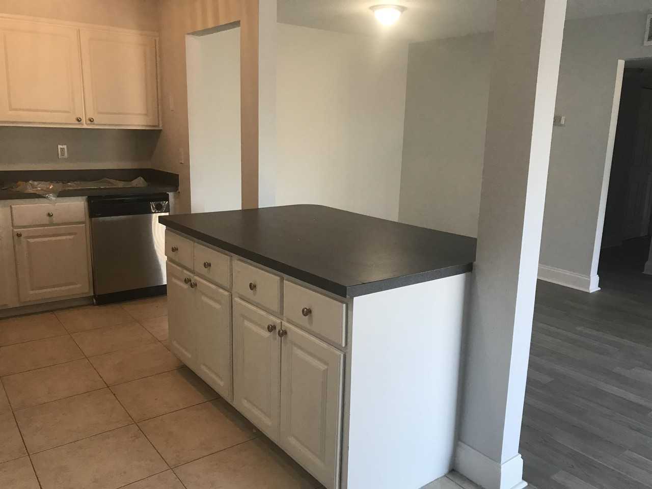 492 Banyon Tree Cir #1 - Photo 5 of 28