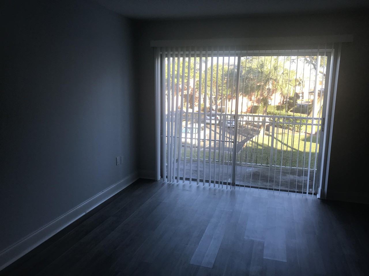 492 Banyon Tree Cir #1 - Photo 7 of 28