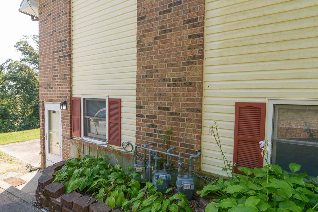 3131 Moreau View Dr #C - Photo 4 of 14