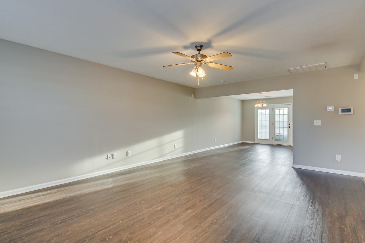 733 Keyes Dr #1 - Photo 5 of 25