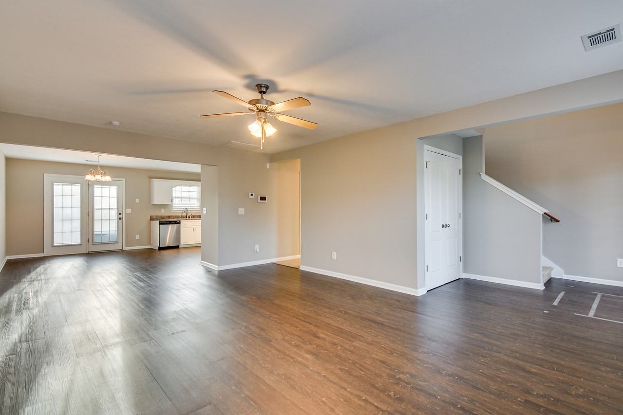 733 Keyes Dr #1 - Photo 6 of 25