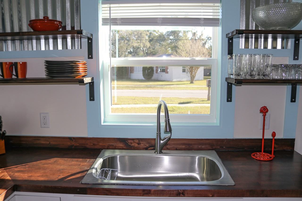 1000 W Howry Ave #1 - Photo 3 of 20