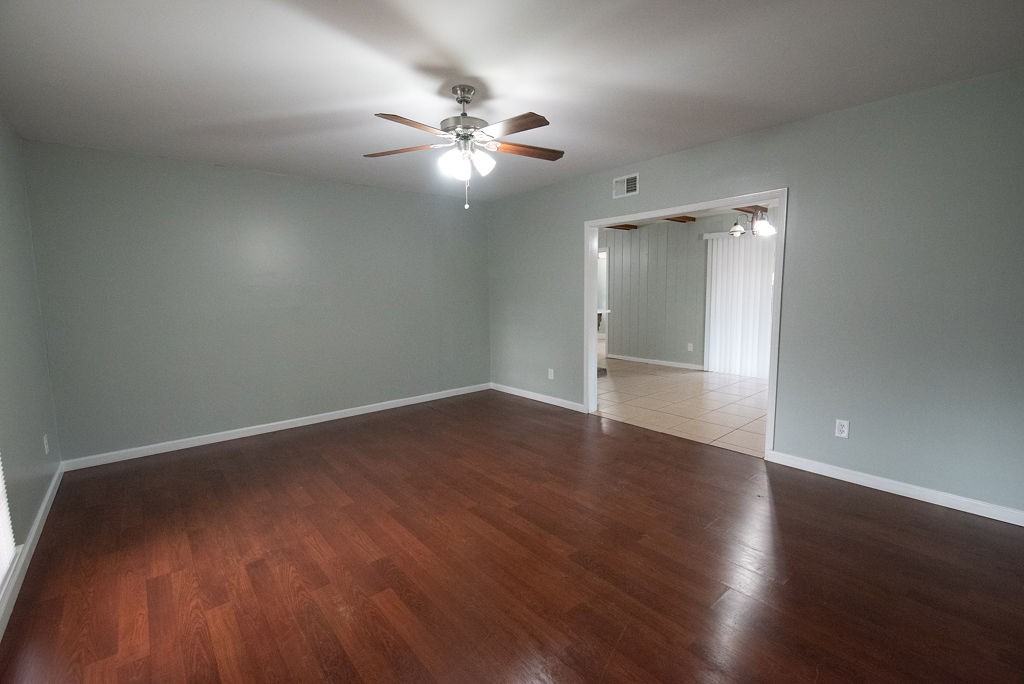 4361 Montclair Cir E #1 - Photo 5 of 38