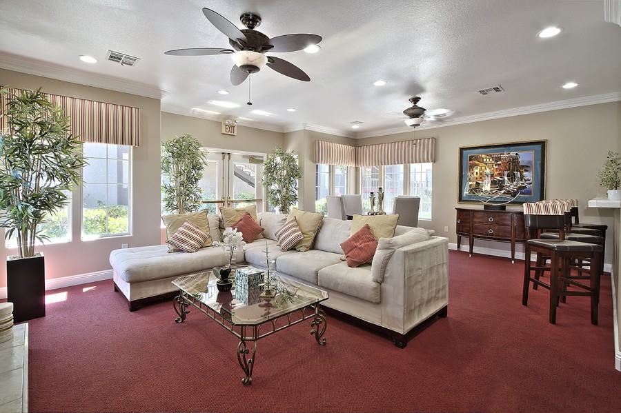 Mariner At South Shores - Photo 4 of 17