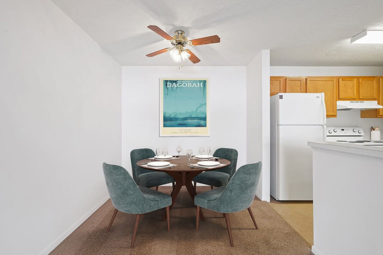 Stratford Crossings Apartments 600 Grant Allen Way, Wadsworth, OH