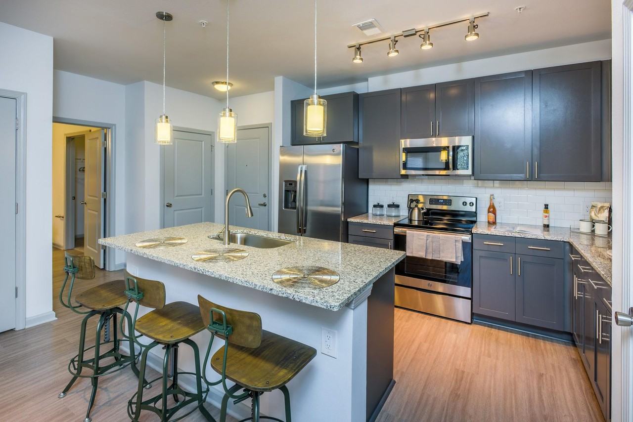 IMT Ballantyne - Photo 4 of 40