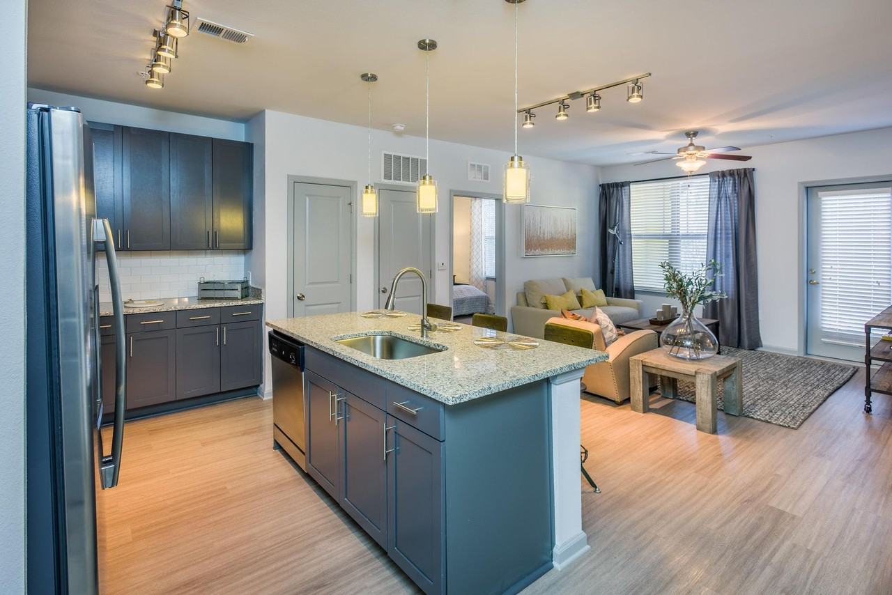 IMT Ballantyne - Photo 5 of 40