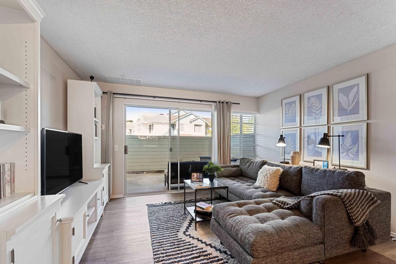 IMT Sorrento Valley - Photo 6 of 41