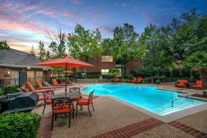 featured image of 1520 Richardson Dr