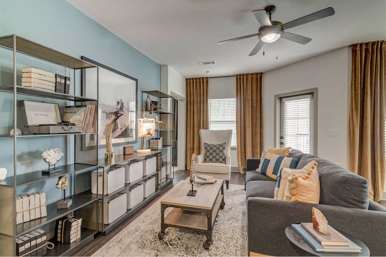 Cortland Riverside - Photo 3 of 37