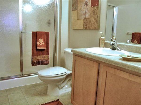 Chesapeake Landing Apartments - Photo 3 of 16