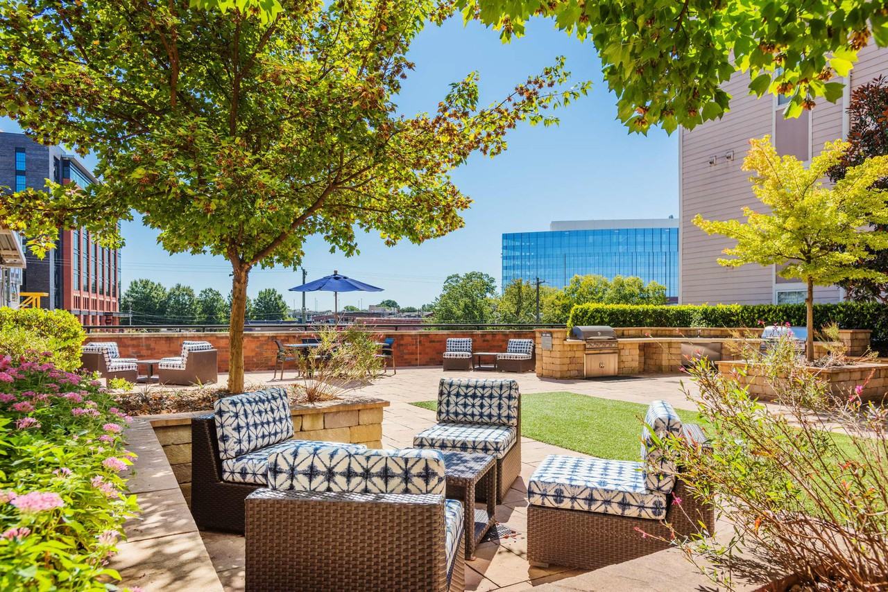 District Flats - Photo 3 of 21