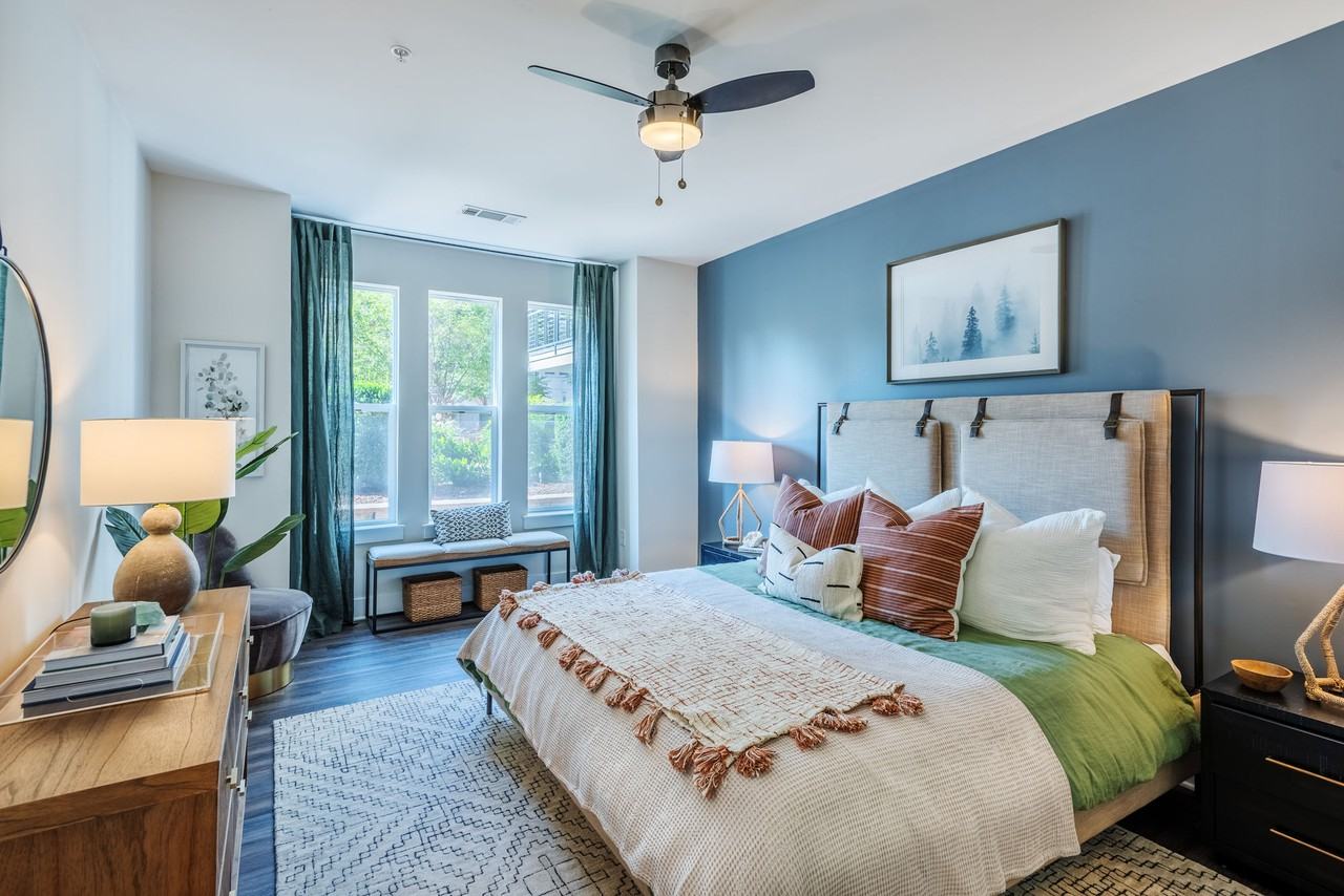 Gateway West - Photo 4 of 23