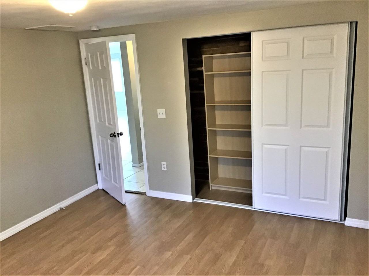 3605 Odom Dr - Photo 3 of 13