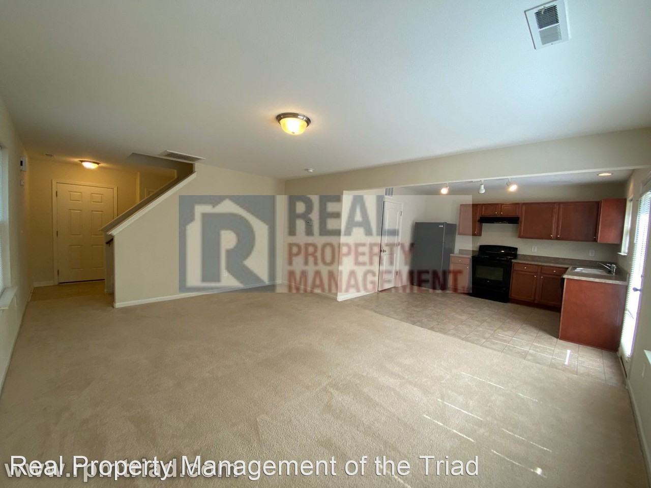 2321 Deerbrook Forest Ln - Photo 2 of 28