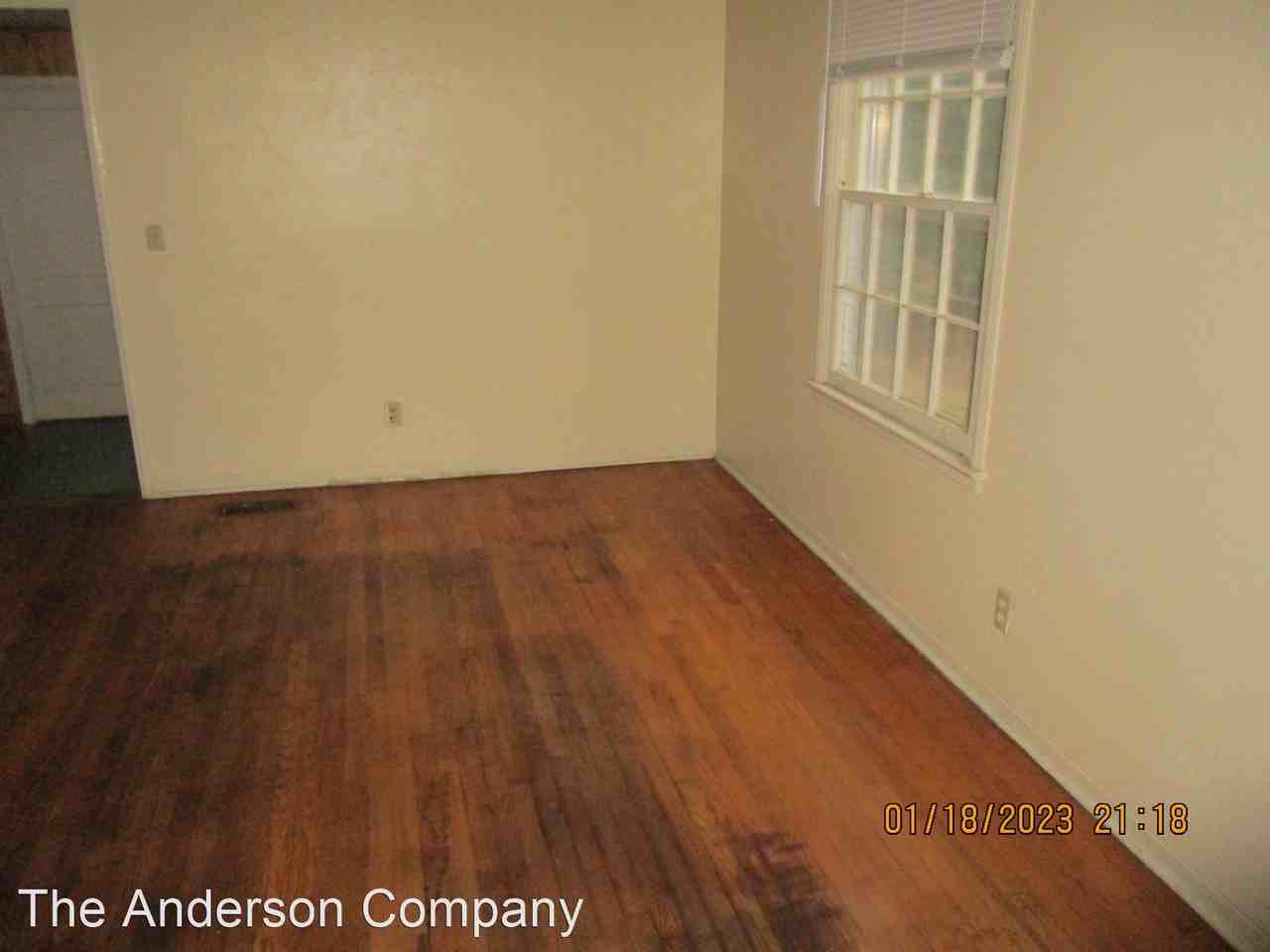 1207 6th Ave - Photo 2 of 9