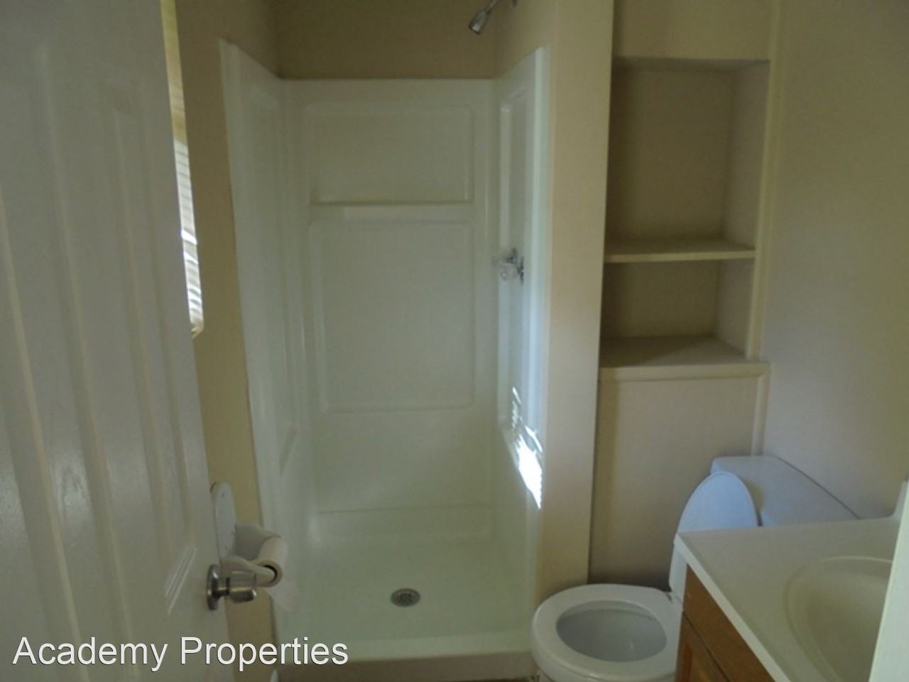 6774 Valley Hill Ct - Photo 3 of 9