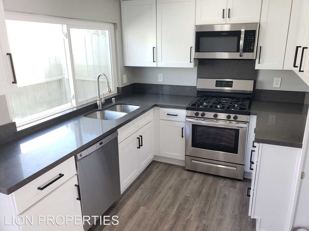 17021 PINEHURST LN - Photo 2 of 13