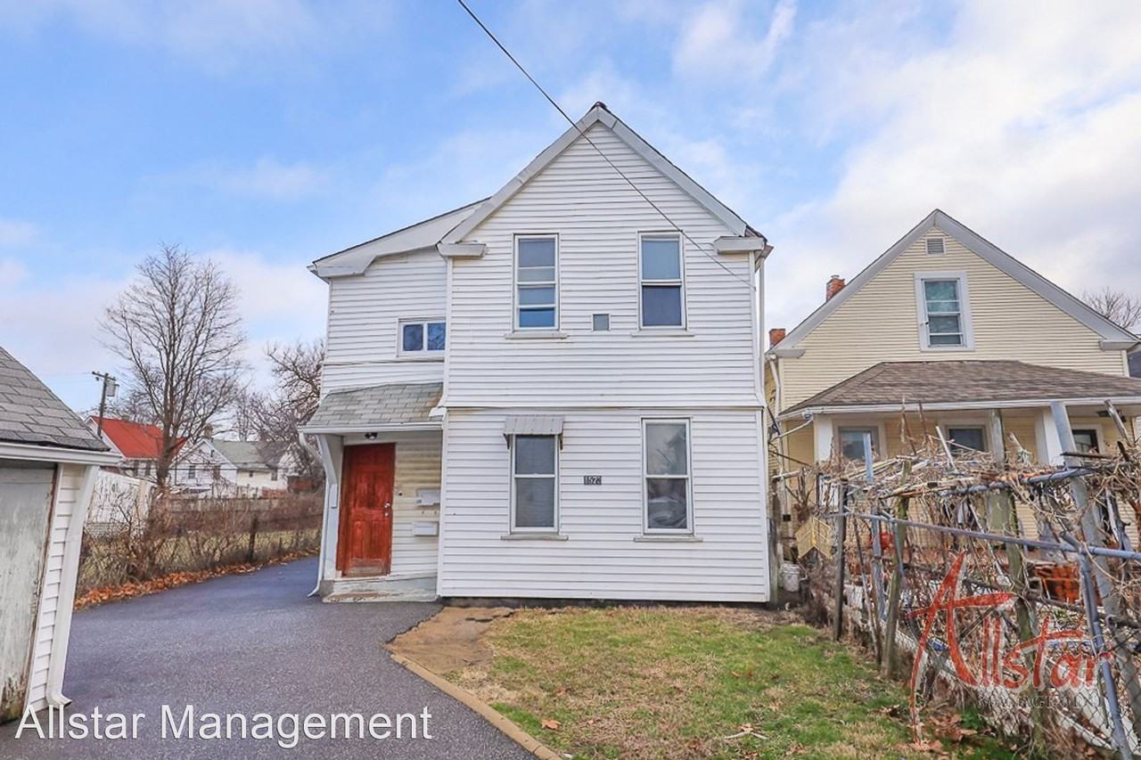 1573 E 45 St - Photo 2 of 27