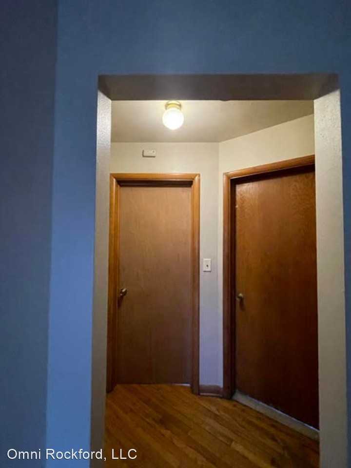 2206, 2210, 2214 Auburn Street - Photo 2 of 8