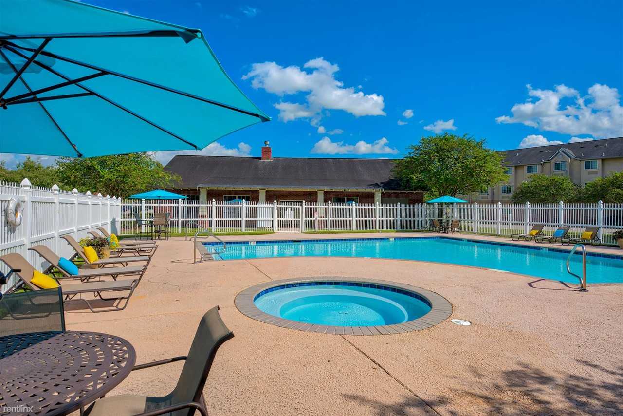 Landing on Bayou Cane Apartments 1803 Martin Luther King Jr Blvd