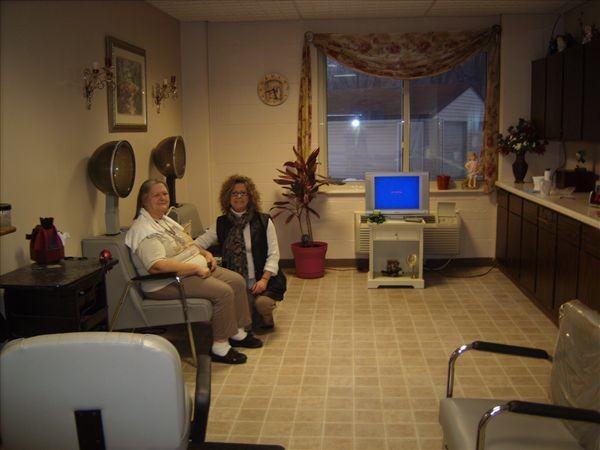 Springview Tower Apartments - Photo 2 of 15