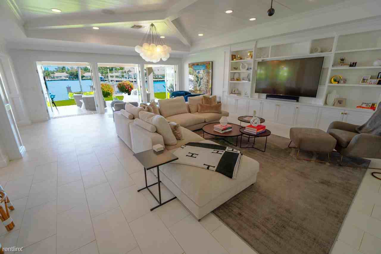 3111 Karen Dr - Photo 3 of 13