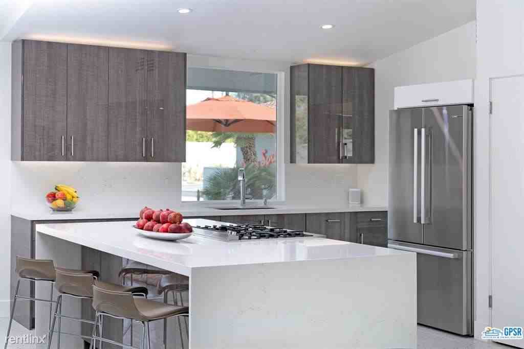 988 E Paseo El Mirador - Photo 2 of 10