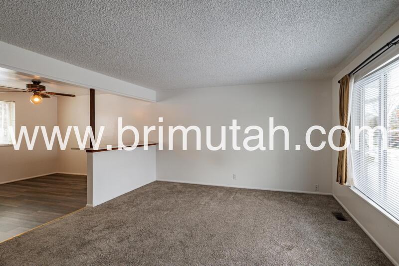 656 Eastsouth - Photo 2 of 18