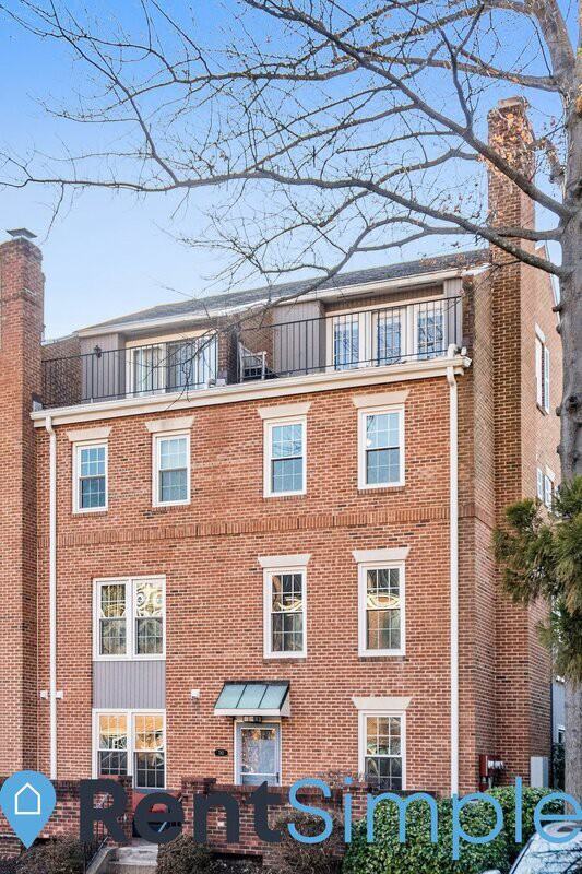 772 N Vermont St - Photo 3 of 50