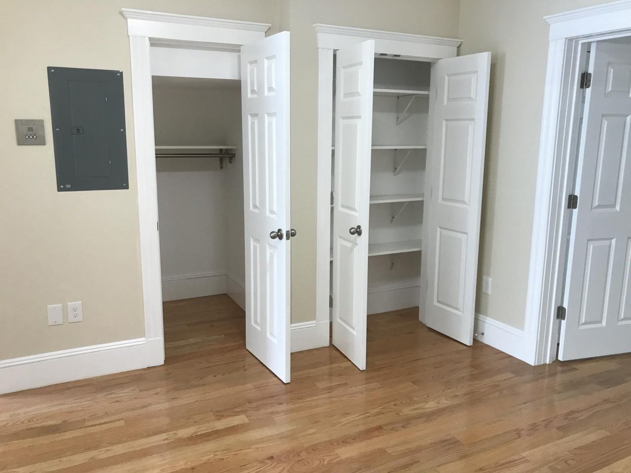 898 Huntington Ave #2 - Photo 6 of 15