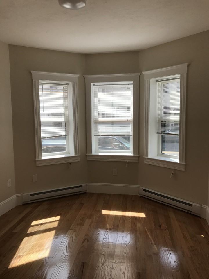 898 Huntington Ave #2 - Photo 7 of 15