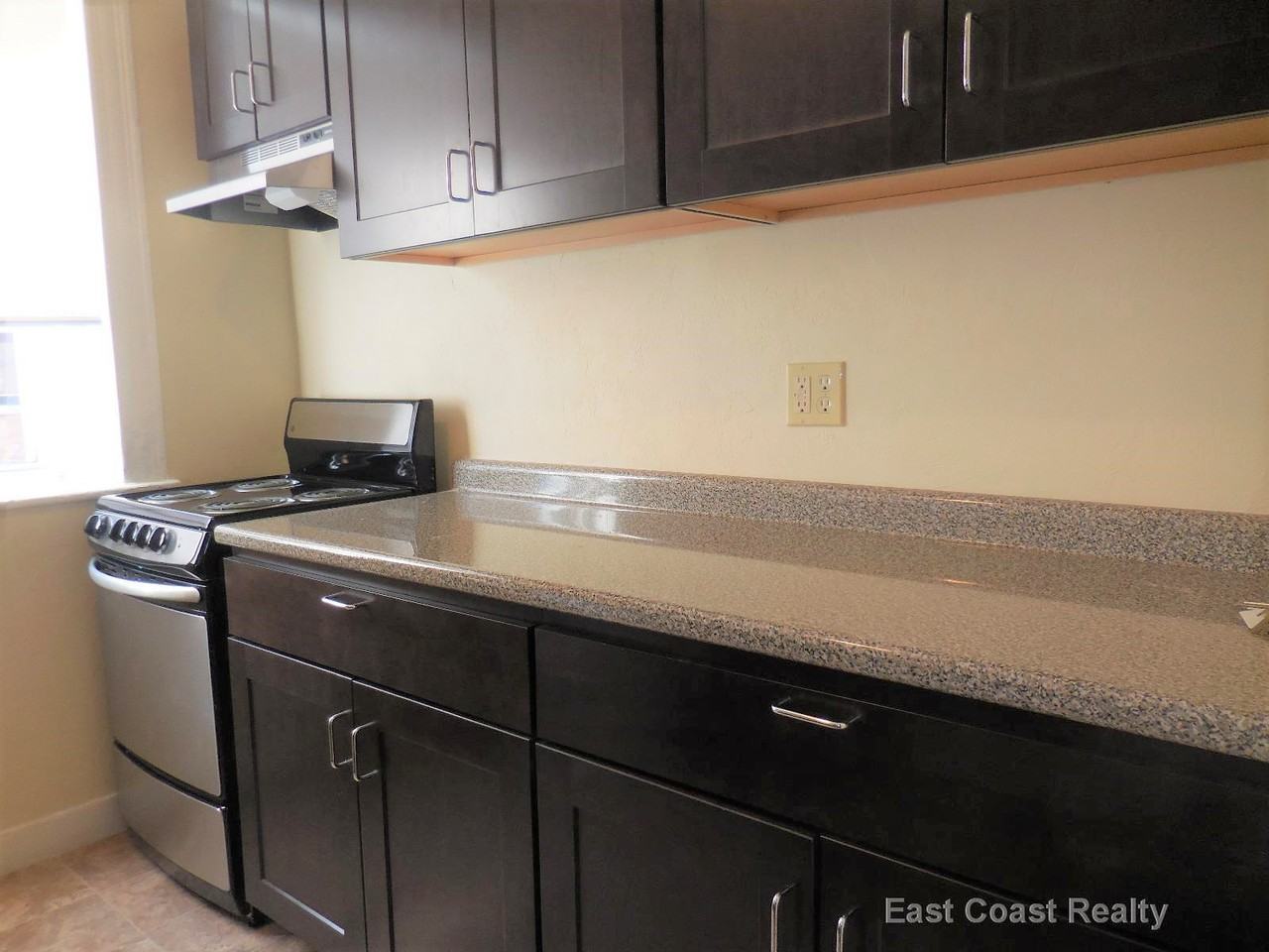 165 Kelton St #32 - Photo 4 of 15