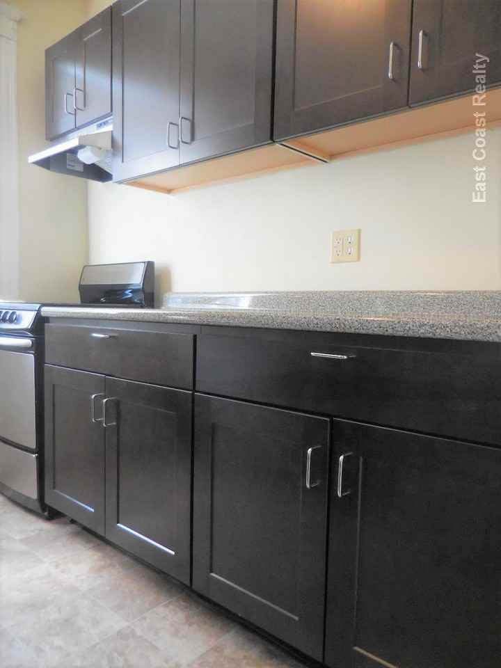 165 Kelton St #32 - Photo 5 of 15