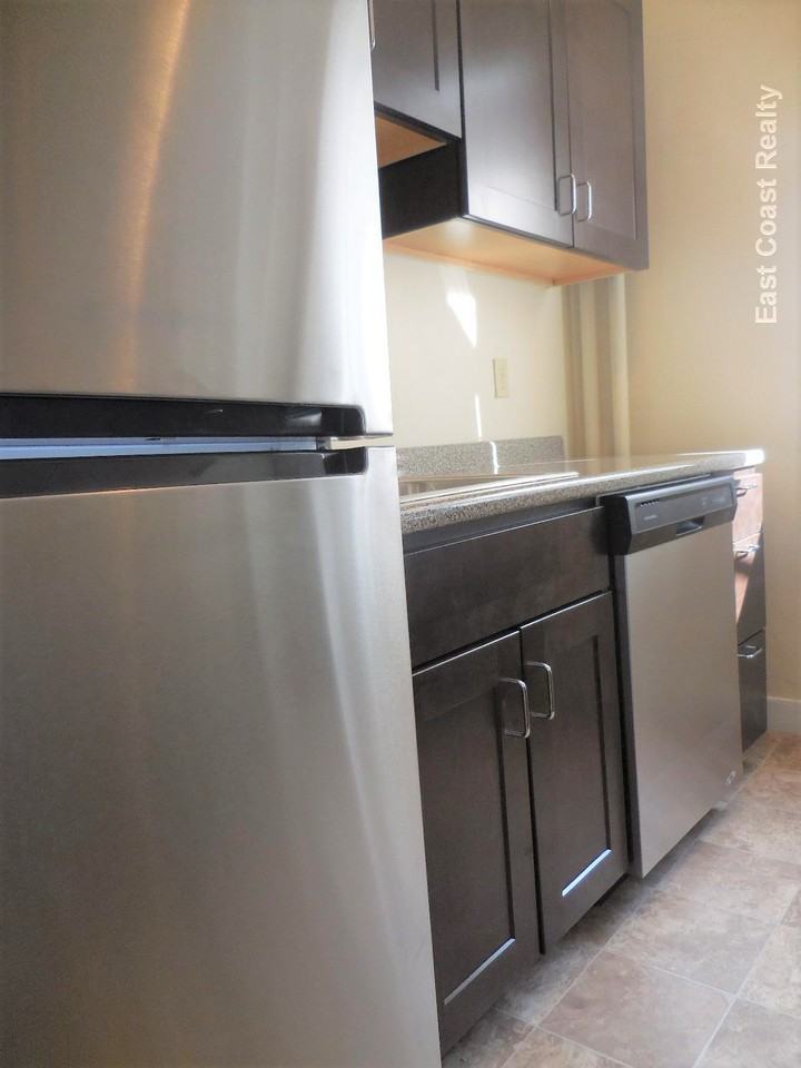 165 Kelton St #32 - Photo 7 of 15