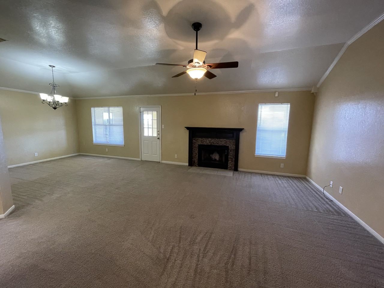 4904 James Loop - Photo 2 of 19