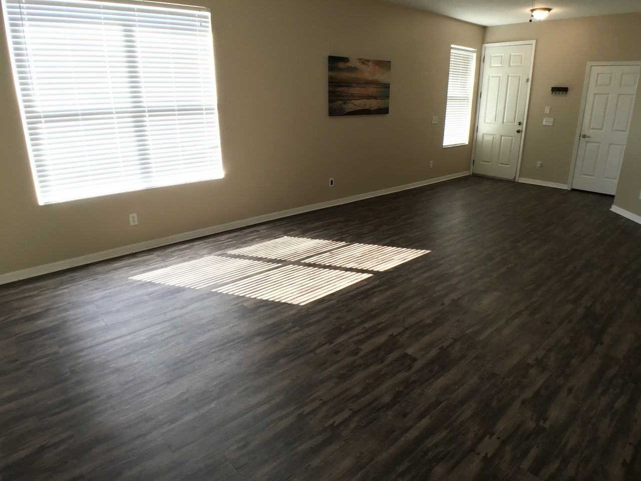 8539 Deer Chase Dr - Photo 4 of 30