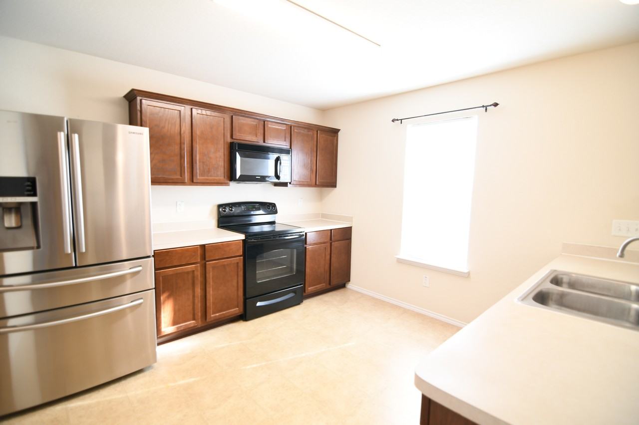 7207 Freedom Dr - Photo 6 of 22