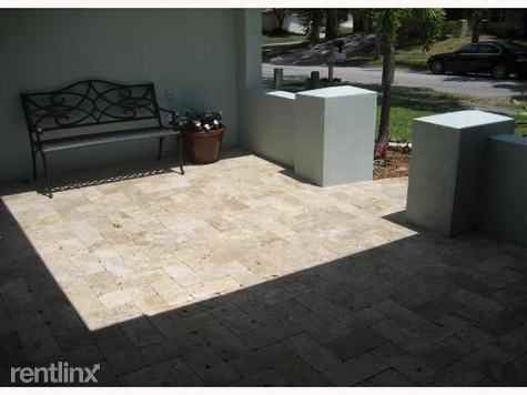 213 Meadowcross Dr - Photo 3 of 10