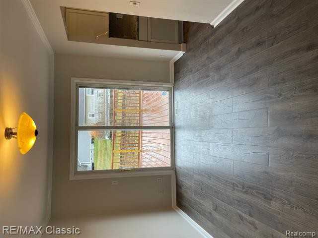 3825 Fieldview Ave - Photo 4 of 11