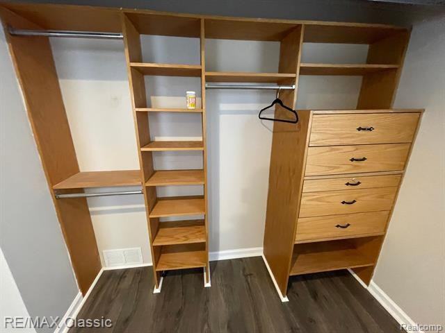 3825 Fieldview Ave - Photo 6 of 11