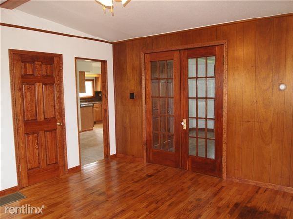 13951 Lickley Rd - Photo 3 of 10