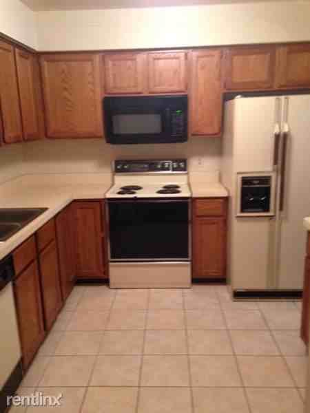 Hidden Ridge Condominiums - Photo 2 of 6