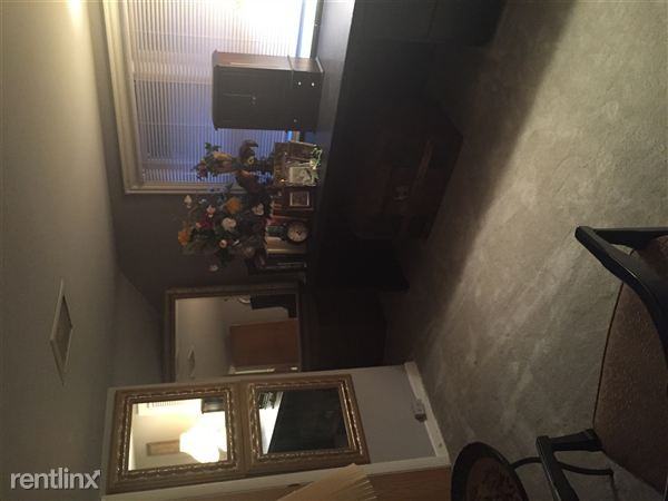 145 N Rainbow Rd - Photo 2 of 7