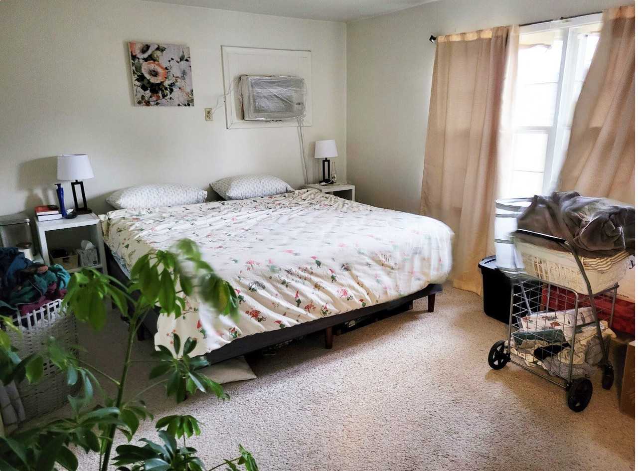 602 Manor Drive - Photo 2 of 6