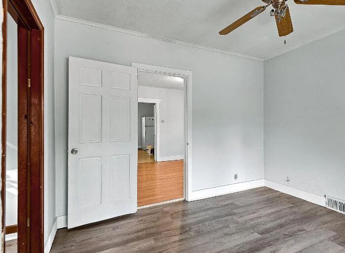 991 Rose Ave E #2 - Photo 3 of 31