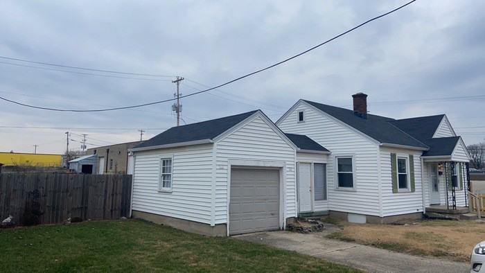 3949 Madrid Ave - Photo 3 of 38