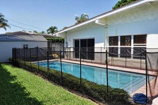 181 Beacon Ln - Photo 2 of 14