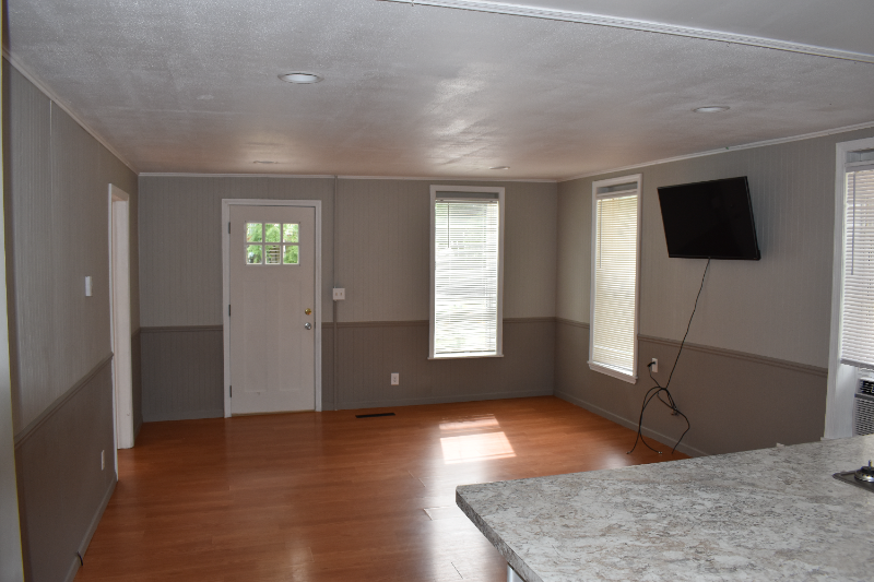 502 S Pine St #A - Photo 5 of 6